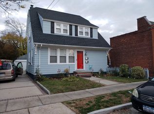 44 Broad St, Williston Park, NY 11596