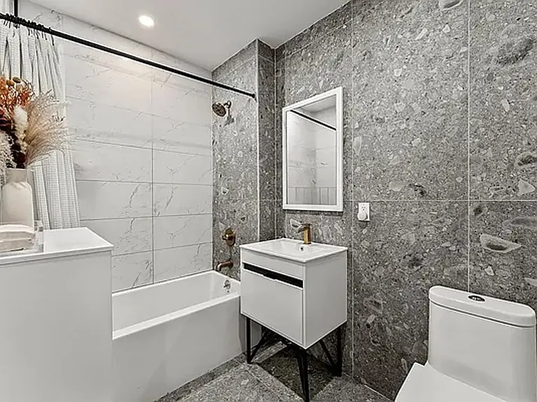 409 Stockholm St #1B — Photo 6