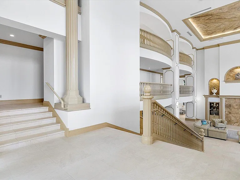 414 Riviera Isle Dr — Photo 10