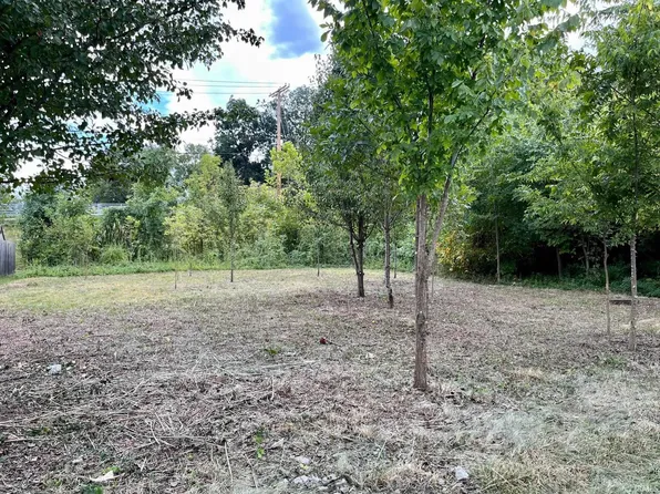 2235 Belize Dr, Evansville, IN 47725