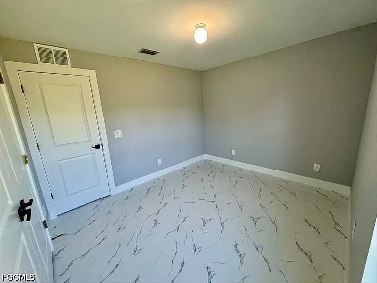 719 Ledge St — Photo 6