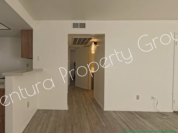 4th image of 234 S Steckel Dr APT 6