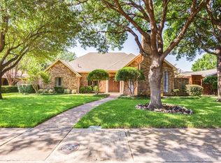 10002 Hickory Crossing St, Dallas, TX 75243