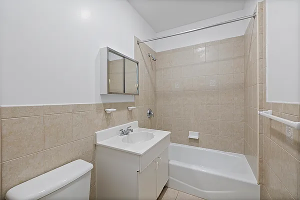 Rented by Keller Williams NYC | media 7