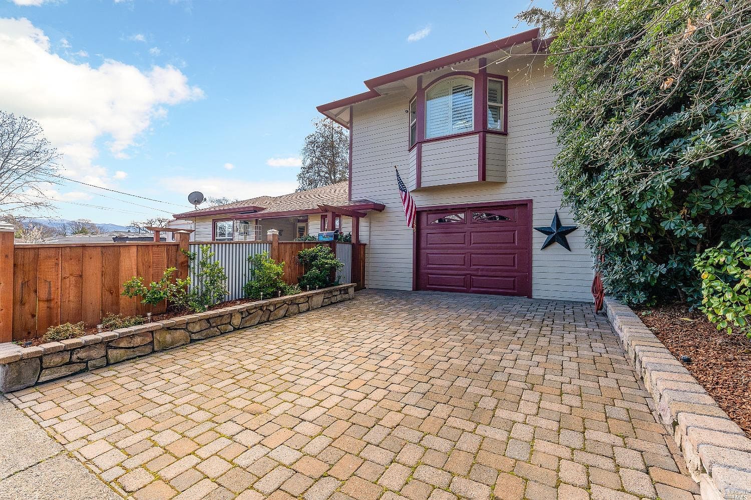 155 Gibson St, Ukiah, CA 95482 Zillow