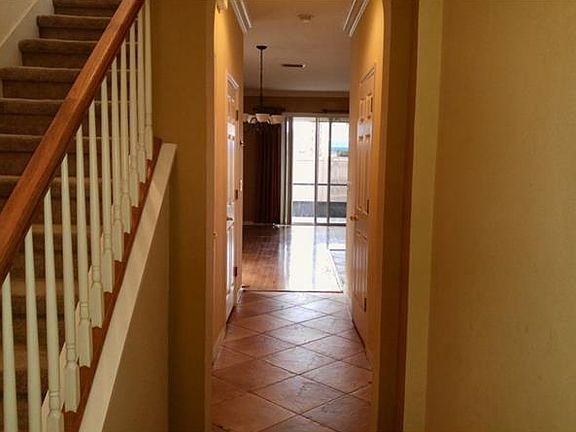 4th image of 6850 47th Way N