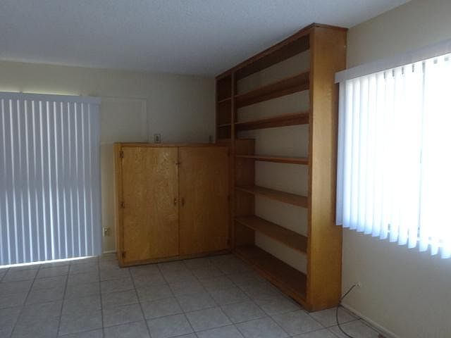 1st image of 142 Idyllwild Dr