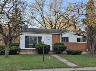 1801 W Hobson Ave, Flint, MI 48504