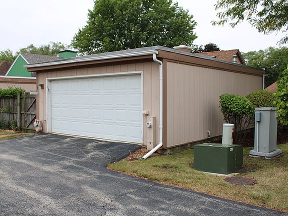 4th image of 107 Garden Dr