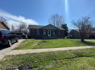 221 McGowan Ave, Bardstown, KY 40004