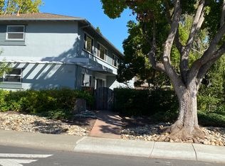 261 Linfield Dr APT 3, Menlo Park, CA 94025