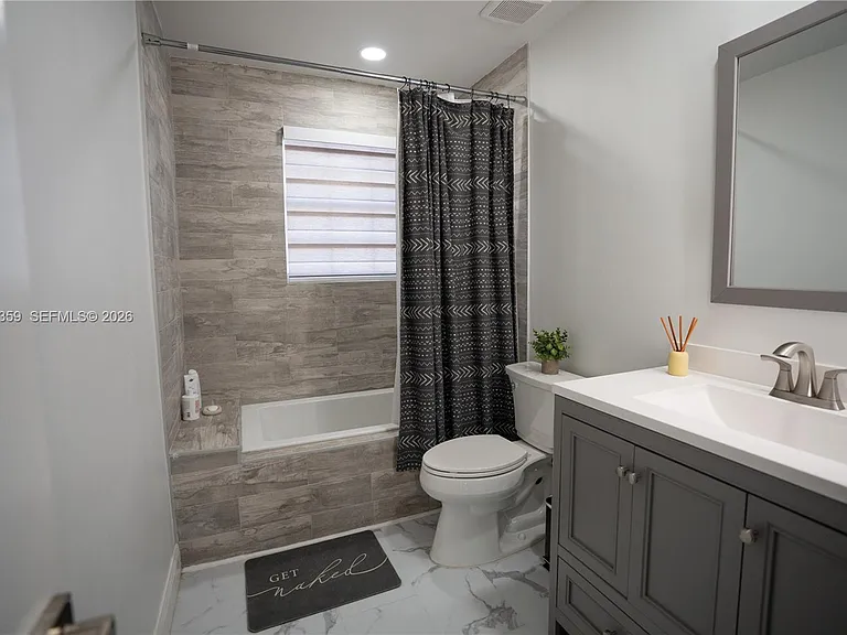 17346 SW 21st St — Photo 17