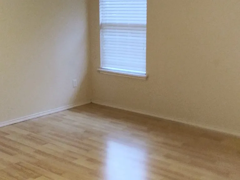 3140 Henderson Path — Photo 10