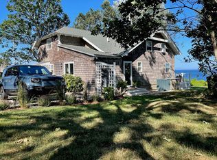 298 Ocean Rd, Narragansett, RI 02882