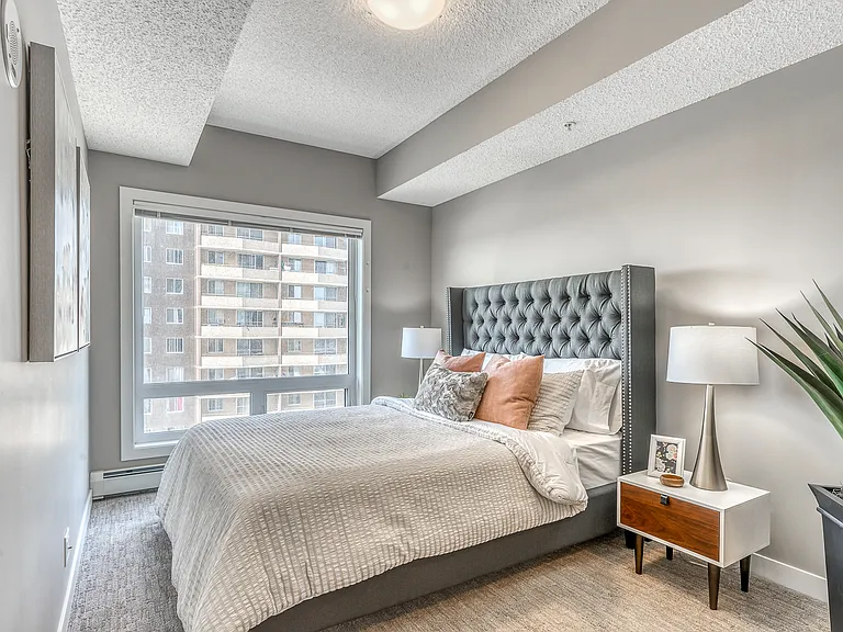 8520 Jasper Ave NW — Photo 4
