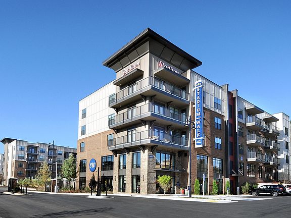 Stadium Walk by Windsor's location provides premier connectivity around the Greater Atlanta Metro.