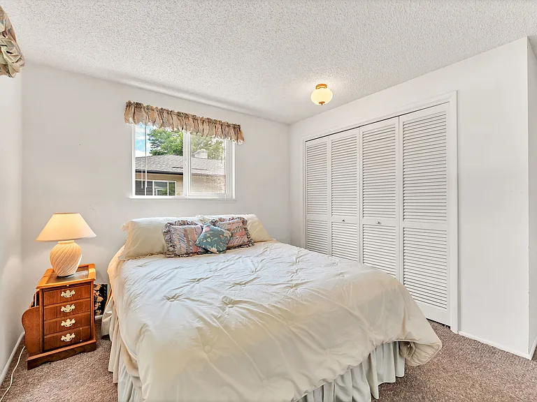 1922 Springhill Dr NW — Photo 15