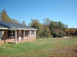 355 Graham Chapel Rd, Cowpens, SC 29330
