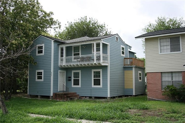 1st image of 309 Oleander Ave #B