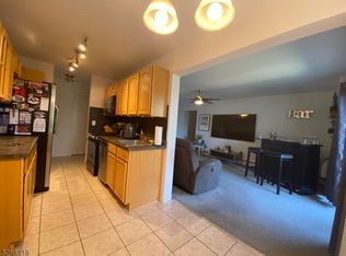 15 River Rd APT J, Nutley, NJ 07110