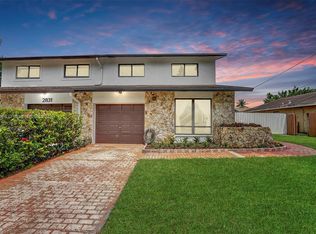 2821 N 38th Ave, Hollywood, FL 33021