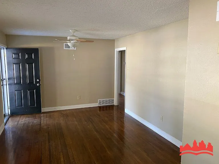 4711 Given Ave — Photo 3