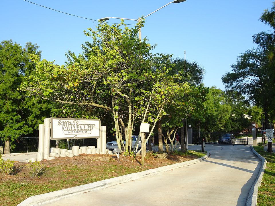 Entrance: 1400 Gandy Blvd.