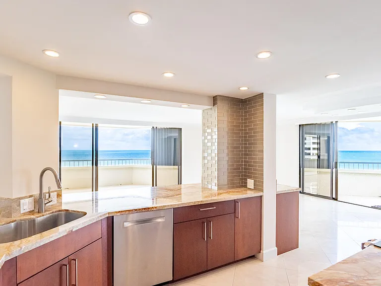 5070 N Ocean Dr #10A — Photo 11