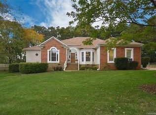 6901 Hollow Oak Dr, Mint Hill, NC 28227