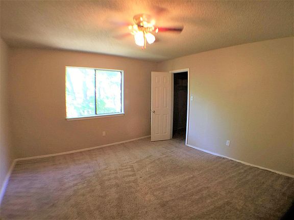 2nd image of 7607 Vickery