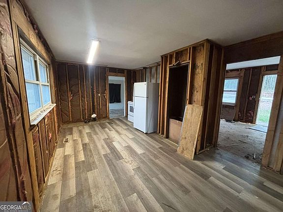 5th image of 676 Hog Liver Rd