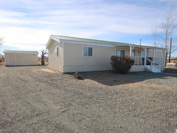 5 Basque Ln, Mason Valley, NV 89447