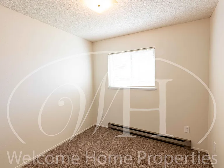 627 N Roosevelt St — Photo 16