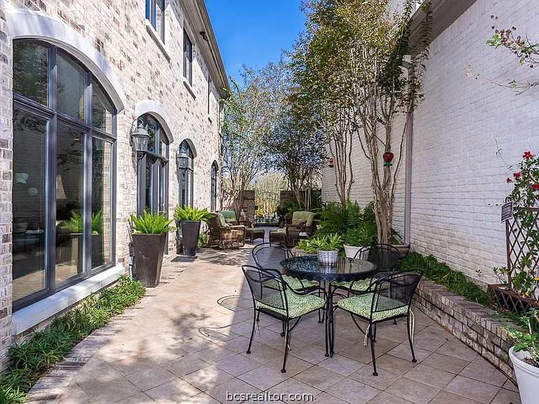 4763 Stonebriar Cir — Photo 21