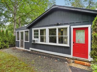 15 Pinewood Rd, Asheville, NC 28805