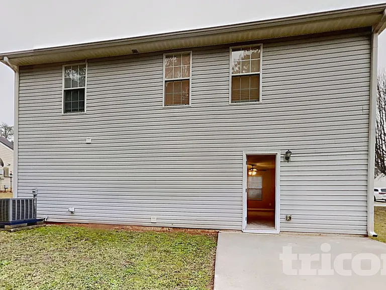 3303 Homeward Trl — Photo 16