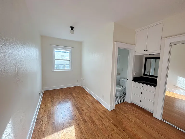 4440 Burns Ave #11 — Photo 11
