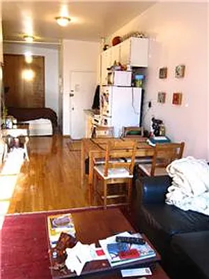 Rented by Adina Realty | media 23