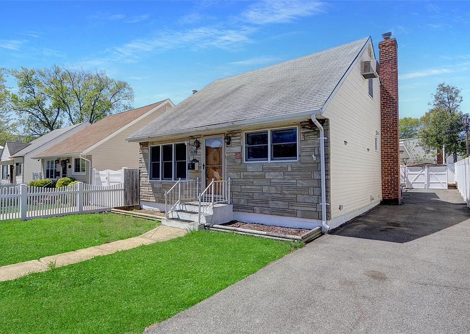 1st image of 1446 142nd St #1