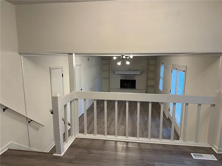 1253 Tinderbox Ln NW — Photo 4