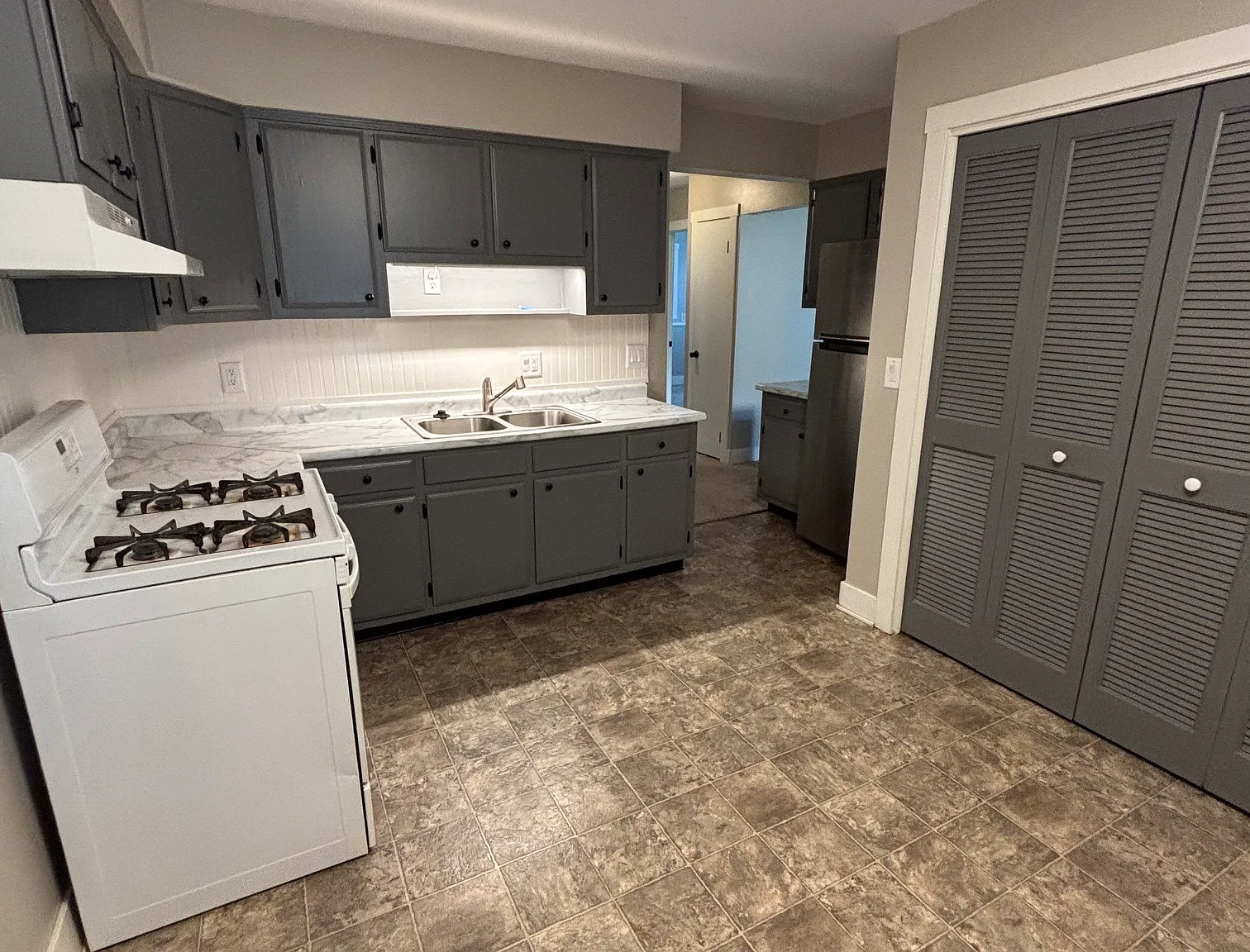 2 bed, $1,695 — Photo 4