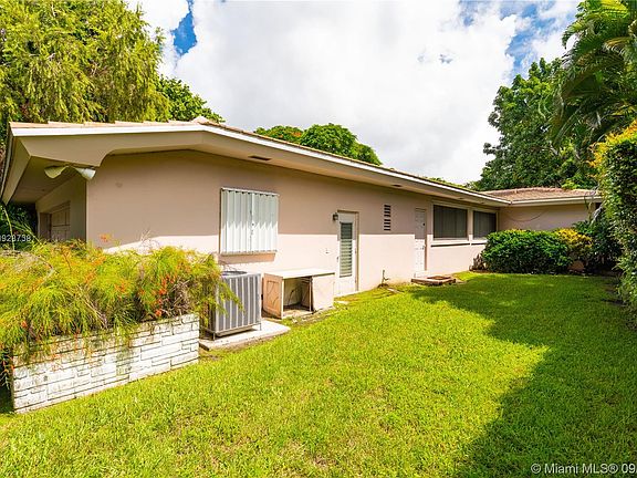 5th image of 950 Bayamo Ave Lot 1