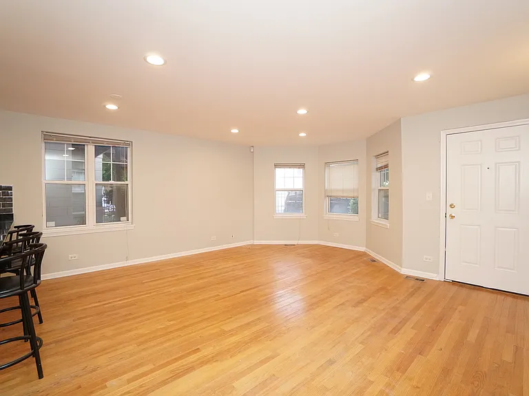 1103 N Crosby St #A — Photo 10