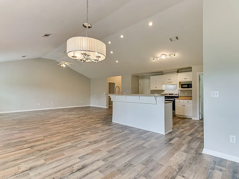 4452 Country Glen Cir — Photo 23