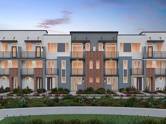 7-Plex Coastal Exterior