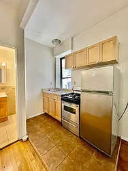 Rented by HOLTON REAL ESTATE INC.