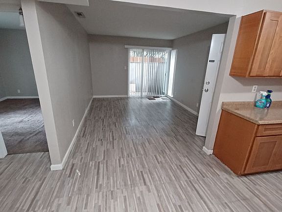 4th image of 2612-2616 2nd Ave #6