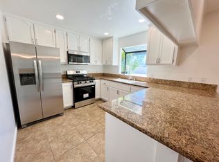1995 Nicola Rd, Palm Springs, CA 92262