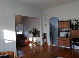 2552 W Armitage Ave #1, Chicago, IL 60647