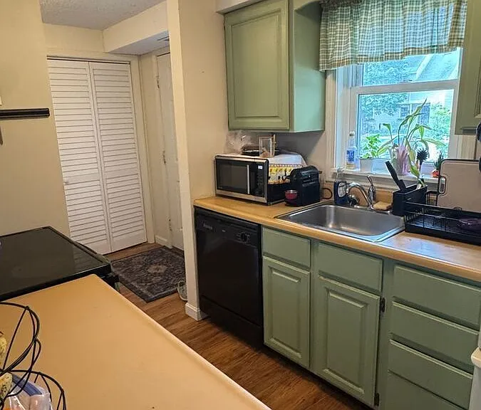 129 Fisherville Rd #2 — Photo 1